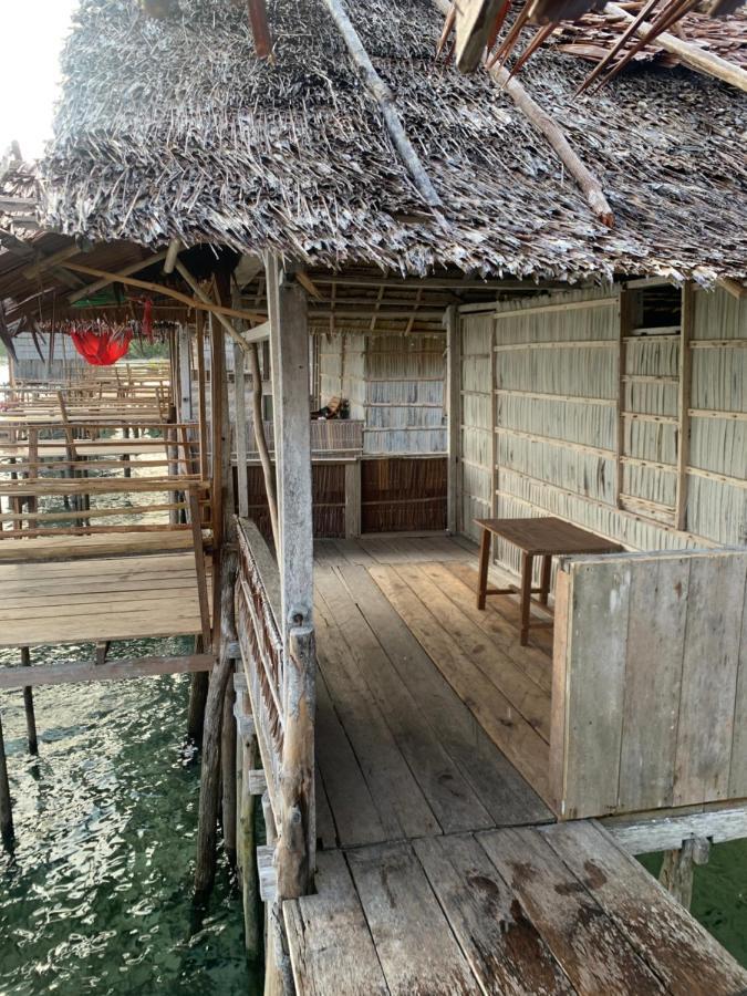 Firdas Bungalows Waisai Exterior foto